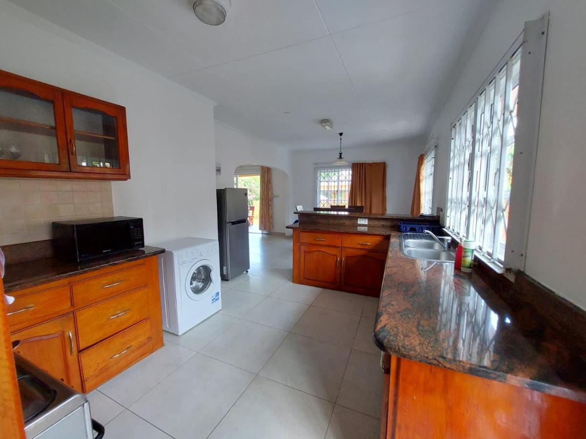 Beau Vallon Villa Self Catering With Pool Exteriér fotografie