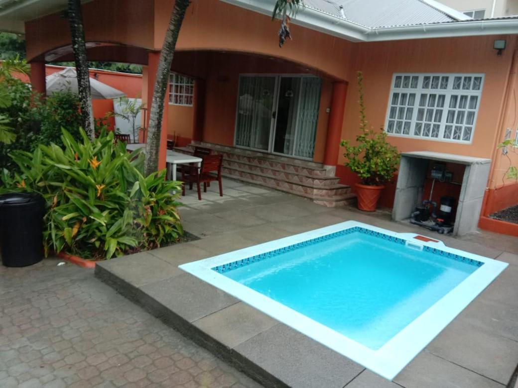 Beau Vallon Villa Self Catering With Pool Exteriér fotografie